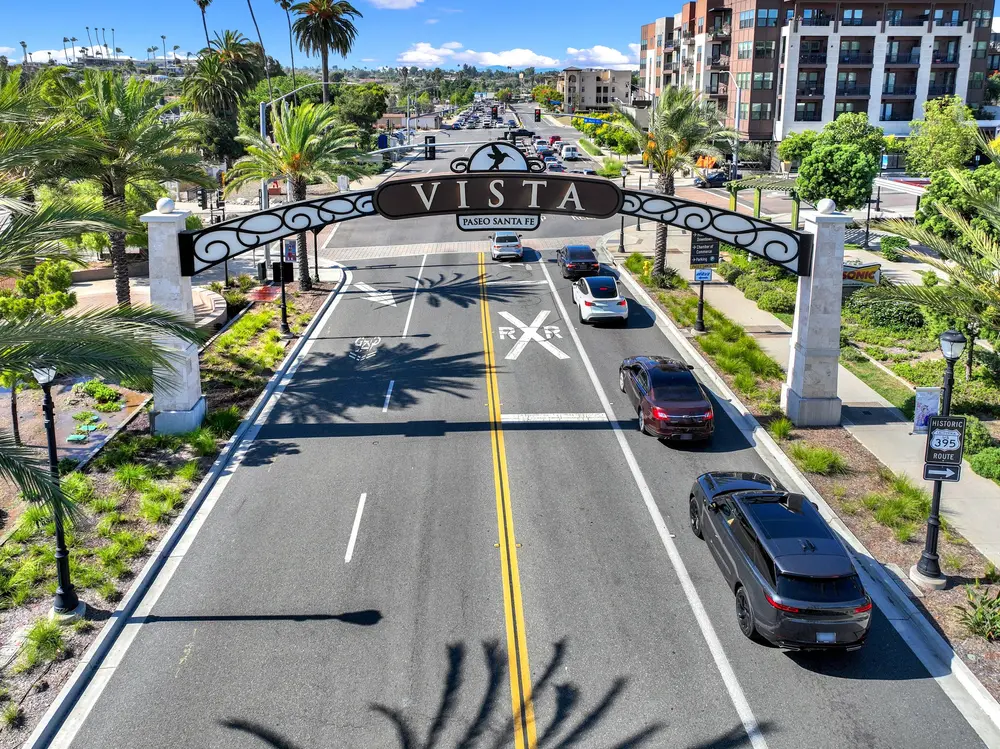 Vista Gateway, CA